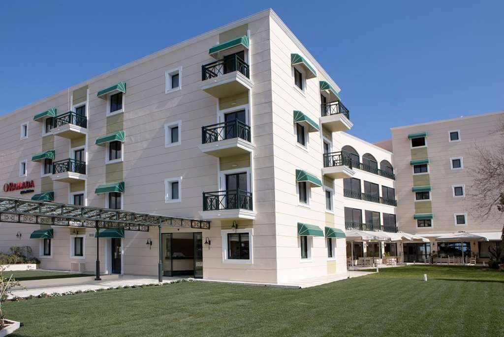 Hotel Ramada By Wyndham, Athens Club Attica Riviera Néa Mákri Exterior foto