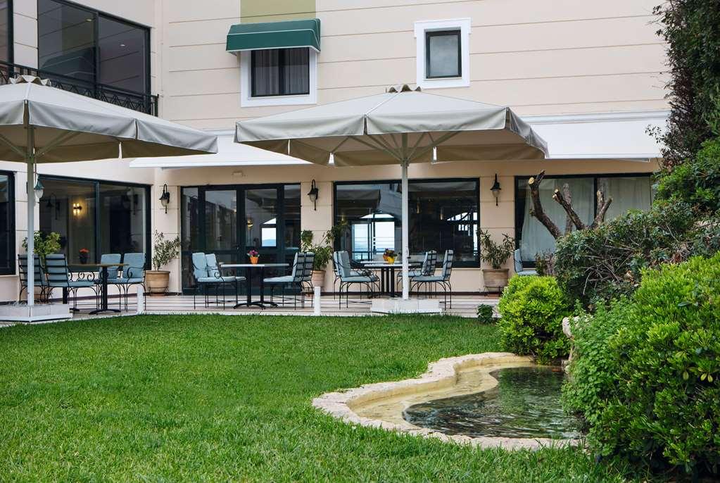 Hotel Ramada By Wyndham, Athens Club Attica Riviera Néa Mákri Facilidades foto