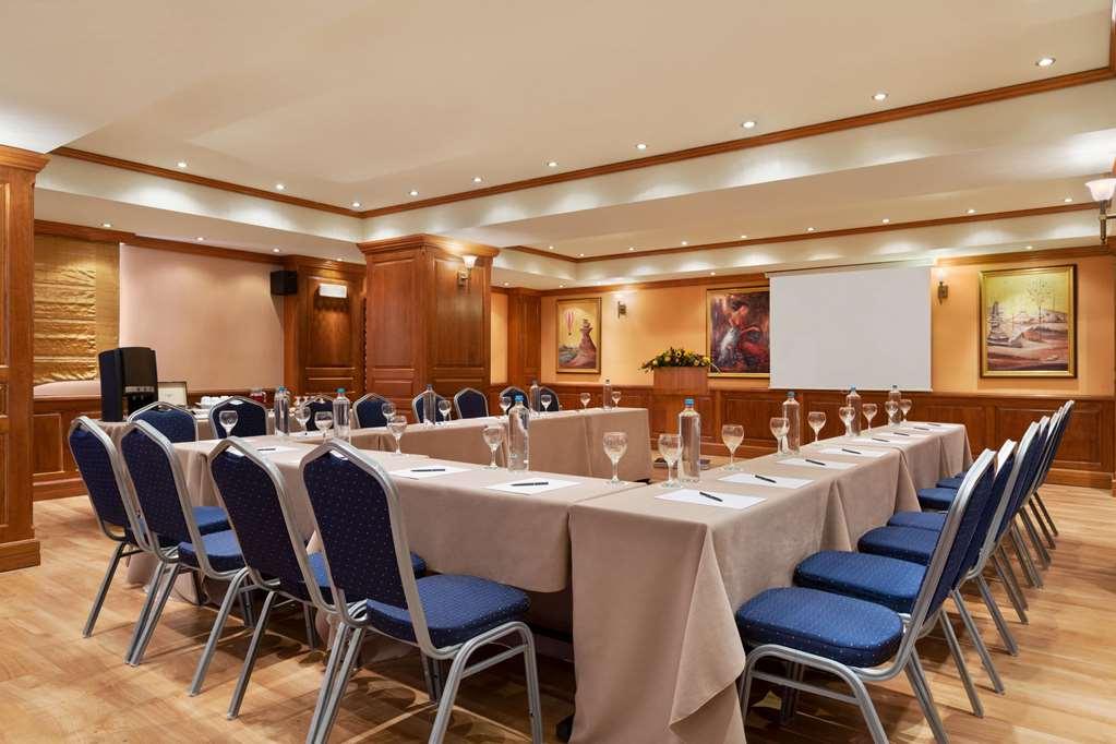 Hotel Ramada By Wyndham, Athens Club Attica Riviera Néa Mákri Facilidades foto