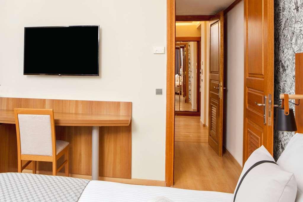 Hotel Ramada By Wyndham, Athens Club Attica Riviera Néa Mákri Habitación foto